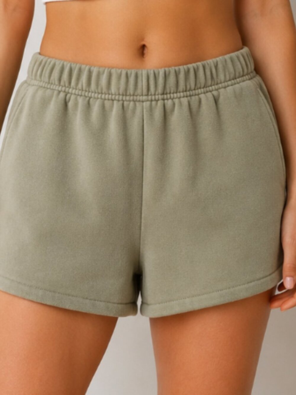 Aritzia TNA CozyAF Fleece Shorts Size Small